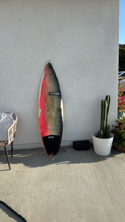Surfboard 