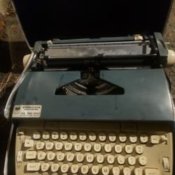 Smith And Corona Typewriter In Case