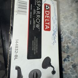 Delta Sparrow Tub Shower Fixture