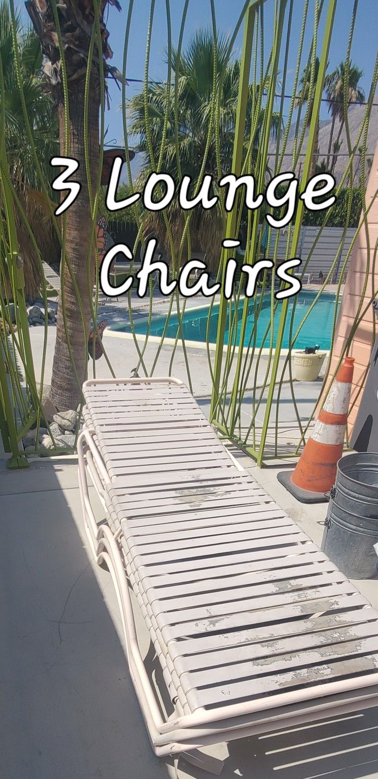 3 Lounges Usable Only $50 For All 3