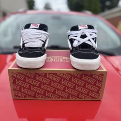 Vans Knu Skool