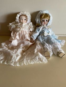 Porcelain Vintage Baby Dolls Set of 2