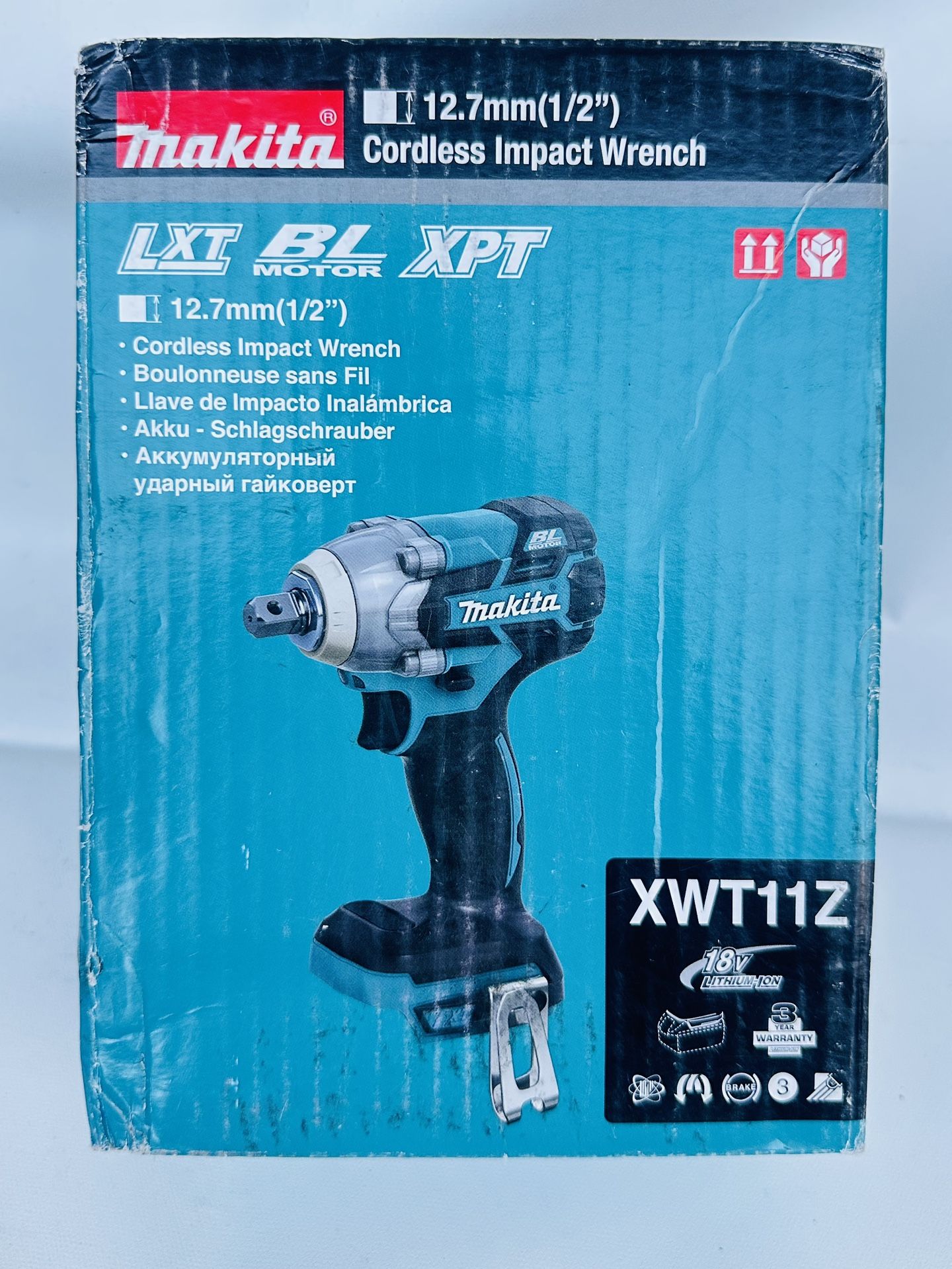 Makita 18 V LXT® Lithium-Ion Brushless Three speed 1/2 in impact wrench (XWT11Z, tool only