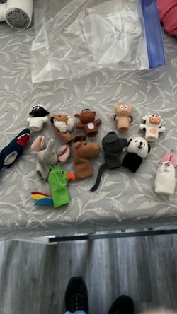Animals finger puppets