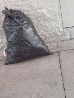 Bundle of clothing 7 bags