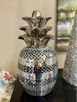 Mirrored Pineapple! 12” NEW