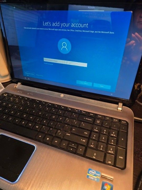 HP Laptop Computer Intel / Core i3 With Windows