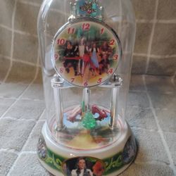 Wizard Of Oz Clock