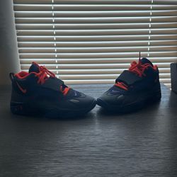 Speed Turf Sz 5Y Blue/orange/black (used)