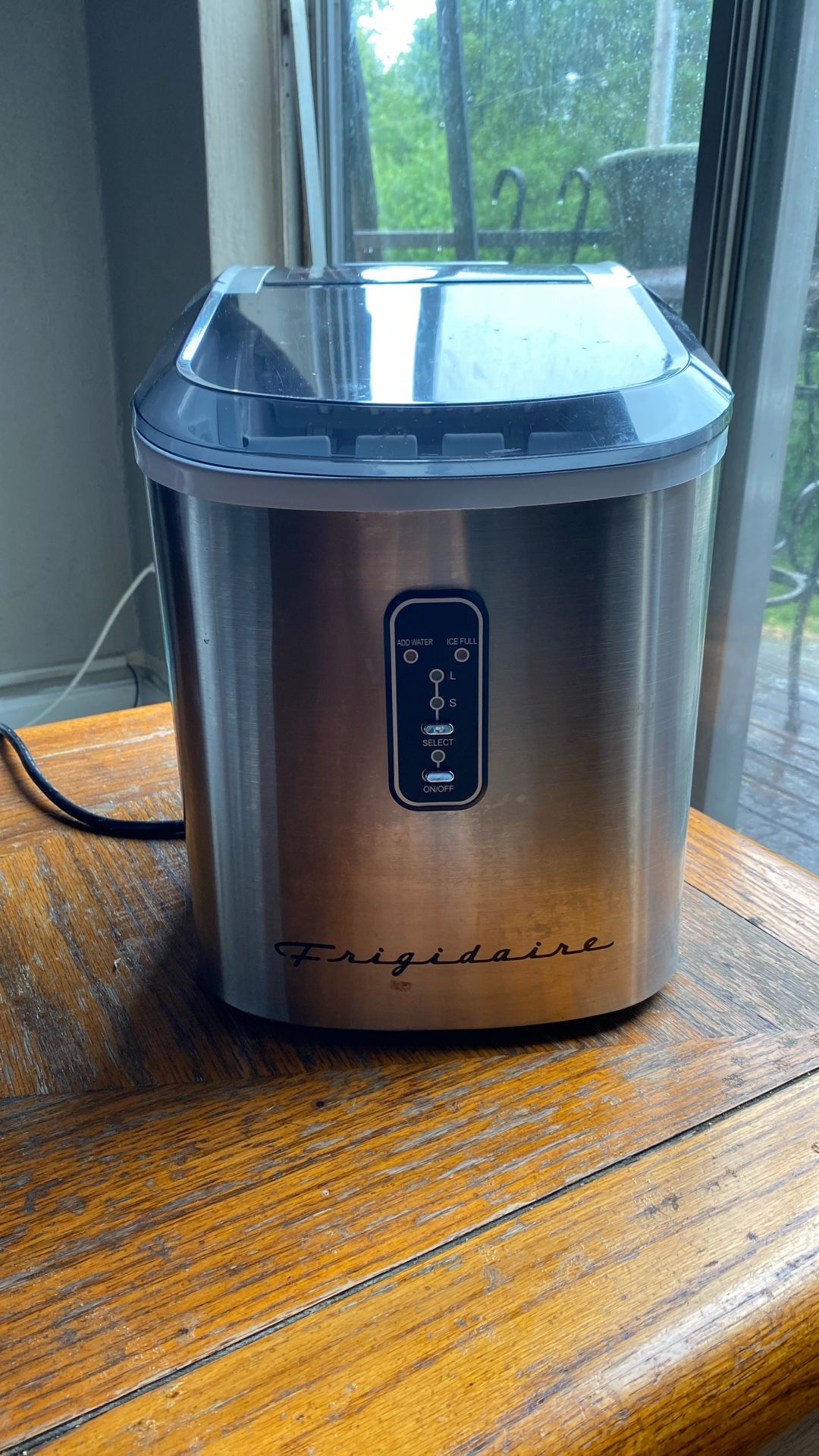 Frigidaire Ice Maker 2021 Model