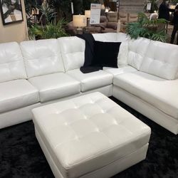 Donlen White 2-Piece Sectional With Chaise
$1,069