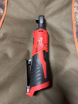 Milwaukee M12 3/8 Rachet