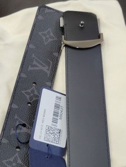 Louis Vuitton Reversible Belt for Sale in Brooklyn, NY - OfferUp