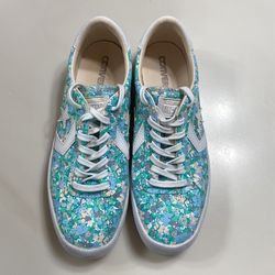 Converse Sneakers 
