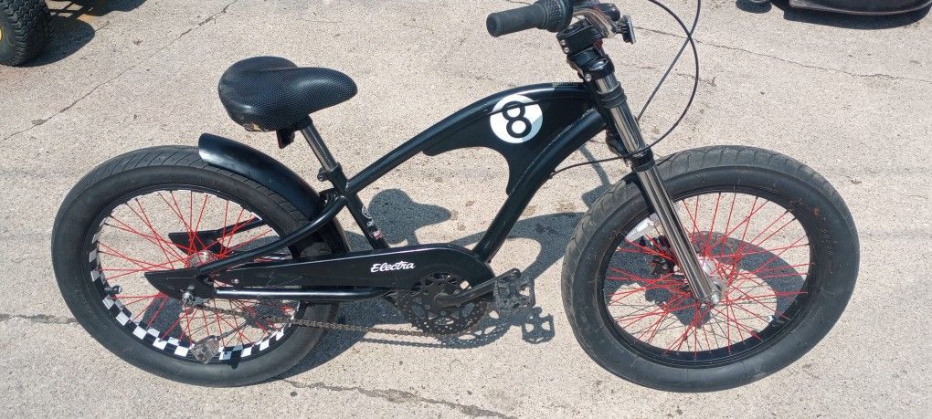Electra Brand Straight 8 20 In. Boys Cruiser