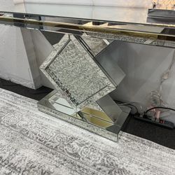 Nysa Console Table 👍FREE FINANCING AVAILABLE 👉 0️⃣ DOWN PAYMENT ❗NO CREDIT CHECK❗ 