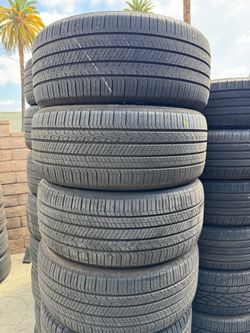 235/45r18 Hankoon tires en excelentes condiciones de vida las 4