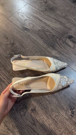 Women’s shoes