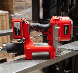 Grease Gun 47" Automatic with Variable Speed 20V MAX Lithium Ion Battery Cordless Electric, Red

Brand new