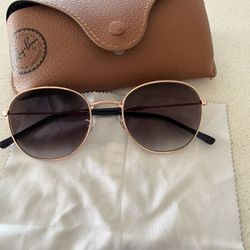 Ray-Ban Sunglasses 