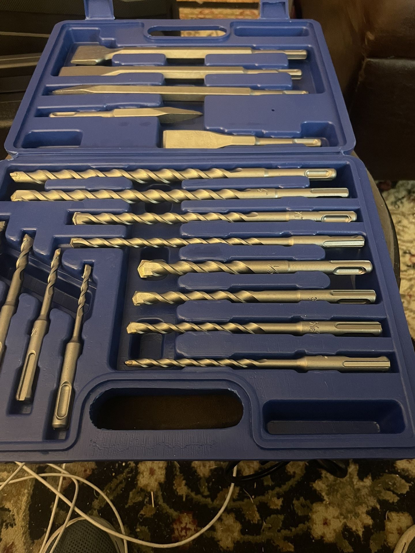 Brand New Drill Bit & chisel set Black Or Blue Case