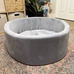 Memory Foam Ball Pit and Balls