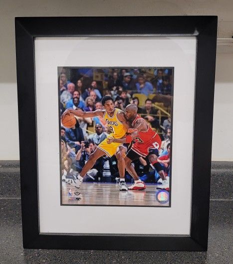 Official NBA Photos 8 X 10 With Frame