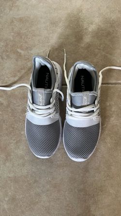 Nautica Gray Mesh Lace-Up Sneakers Size 6
