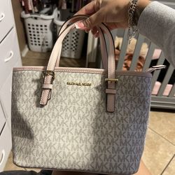 Michael Kors handbag