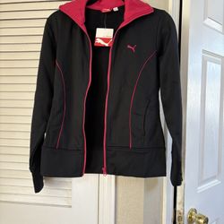New Women’s Jacket (puma ) Medium Size 