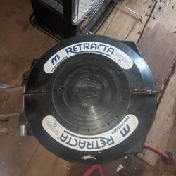 Retractable Air/Water Reel