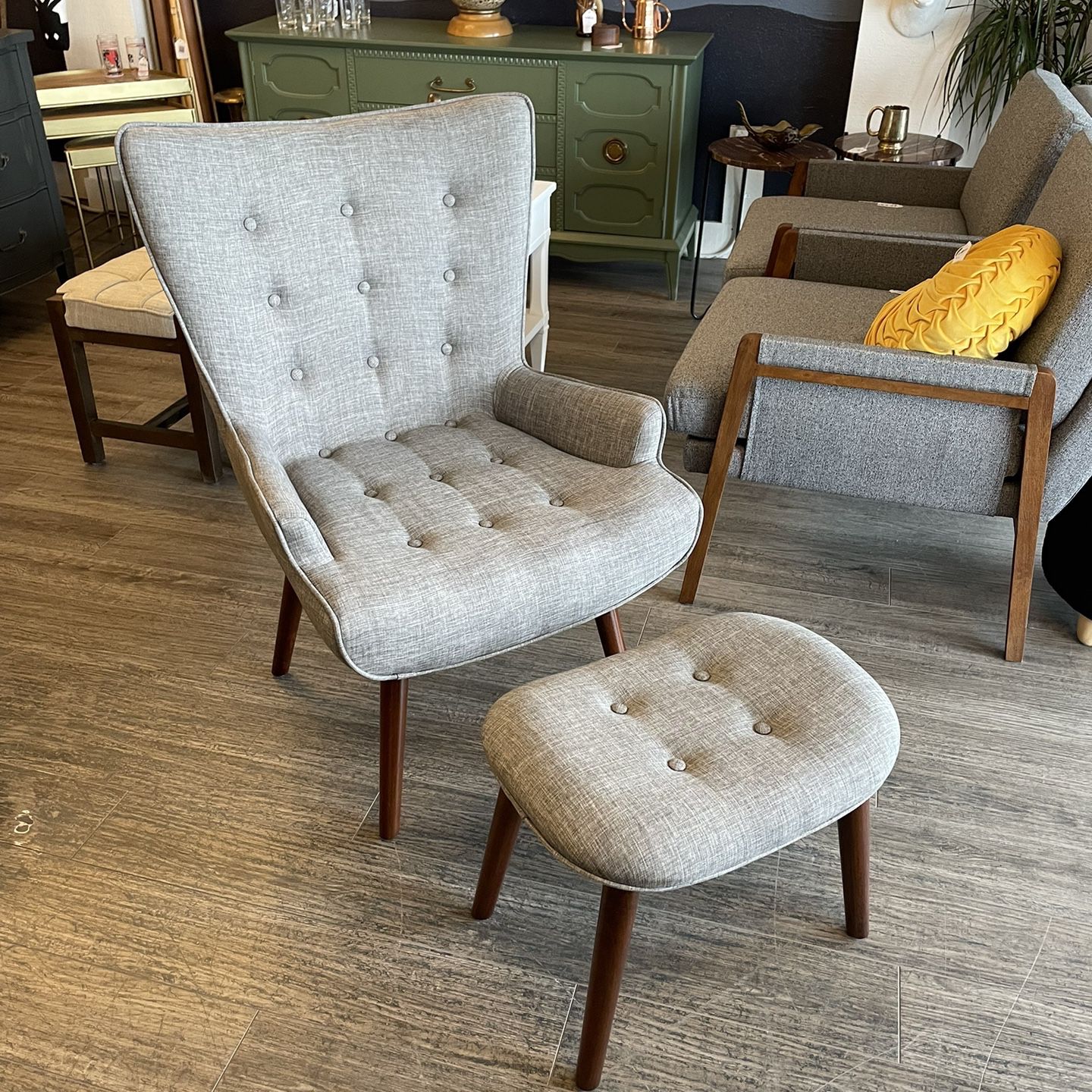 New Gray Accent Chair With Ottoman