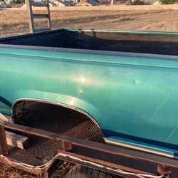 GMC CHEVY  Short Bed Fleet side