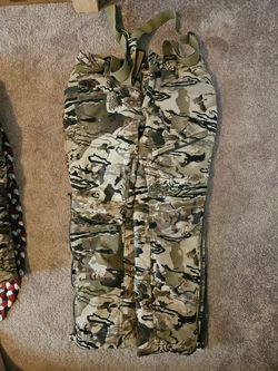 Under Armour Hunting Clothes