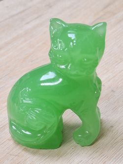 Franklin Mint Jade Cat Figurine