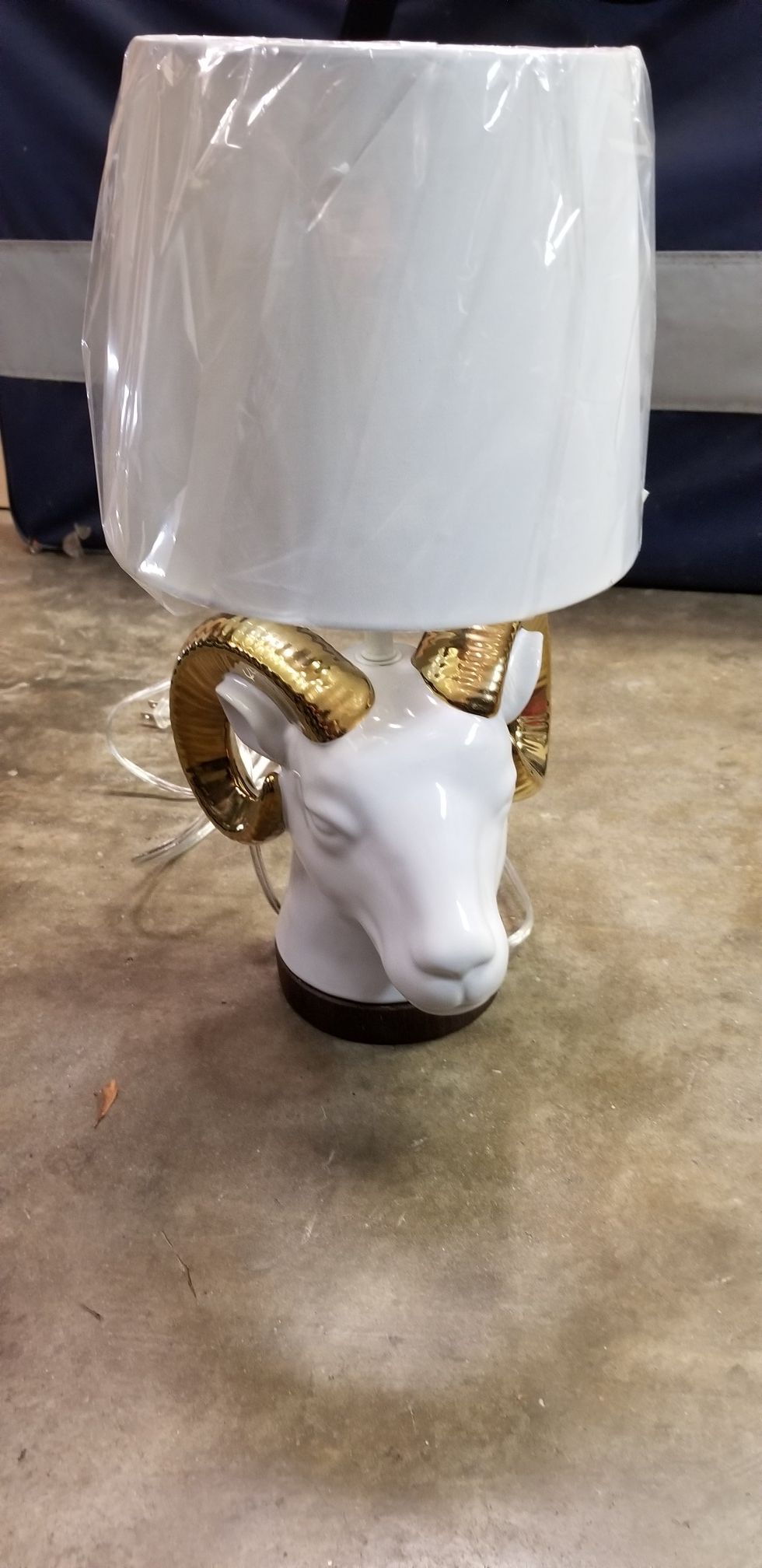 Ram head LED bulb desk lamp. Decorate the shade with L.A. Rams stuff