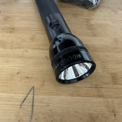 Maglite 4Cell Flashlight D Size