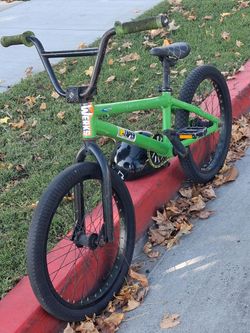 Bicycle. BMX. 20"" green stunt bike
