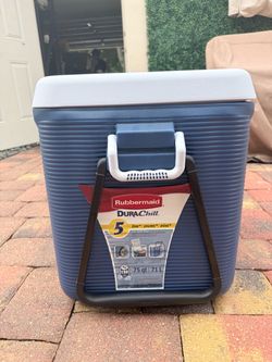 Rubbermade Cooler