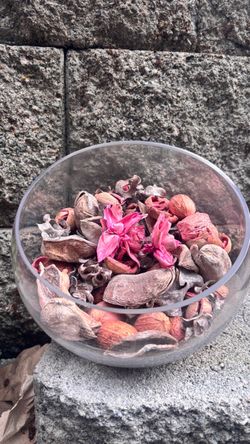 Dried Floral Potpourri in Glass Bowl