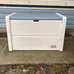  Vintage Large Little Tykes Toy Box