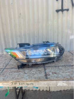 2018-2019-2020 HONDA ACCORD RIGHT SIDE RH HEADLIGHT REFLECTOR LED W/ HALOGEN OEM used