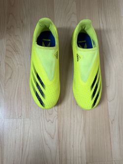 Adidas Soccer Cleats - Size Boys 4.5