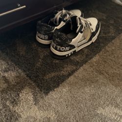 LV TRAINER VELCRO
