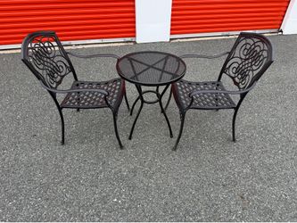 Outdoor bistro set table & 2 chairs *~