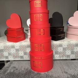 Red Round Boxes For Flower Arrangements 