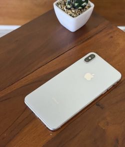 𝙸𝙿𝚑𝚘𝚗𝚎 xs max