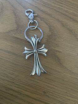 Chrome Hearts Cross