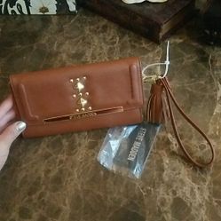 STEVE MADDEN Brown Leather Wallet. New With Tag