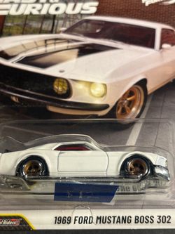 Hot Wheels Premium 3/5